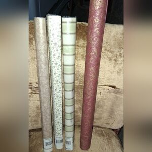 Mini Graphics Dollhouse Wallpaper- 4 Rolls